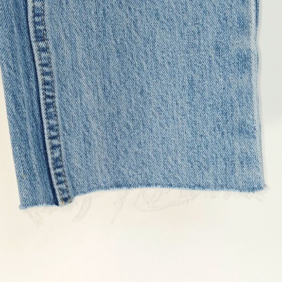 ABERCROMBIE & FITCH  Light Wash Cropped Mom Jeans Size 2R/26 Button Fly Raw Hem - Picture 13 of 13